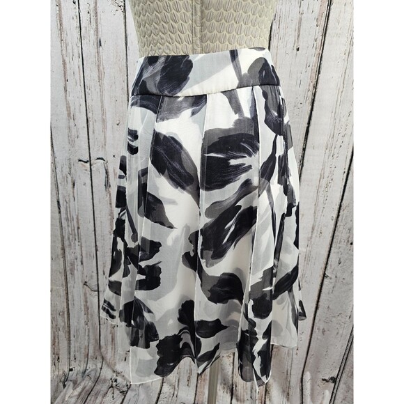 LM Women's 10 Carmen Marc Valvo 100% Silk Black & White A-Line Dressy‎ Skirt EUC - Picture 5 of 8
